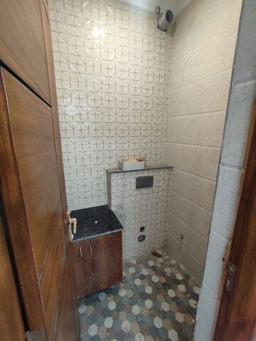 Bathroom in 3 BHK Builder Floor at Anand Vihar – for Sale