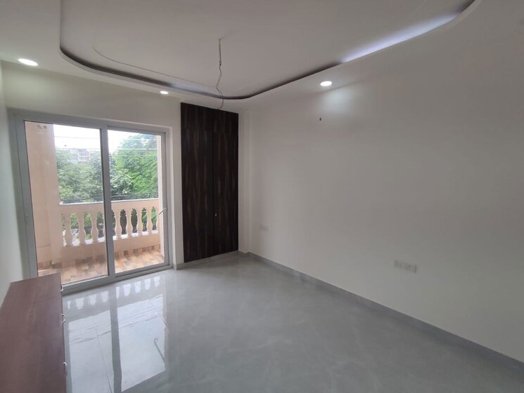 Room, anand vihar 3 Bedroom 1890 Sq.Ft. Builder Floor In Anand Vihar Delhi 9852465