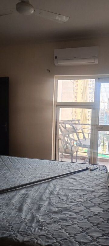 Room in 2 BHK Apartment at Aims Golf City, Sector 75 – for Rent