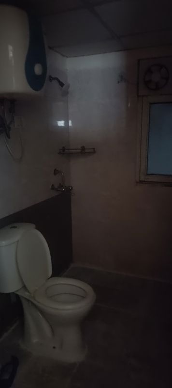 2 BHK + Pooja Room Apartment For Rent in Aims Golf City
