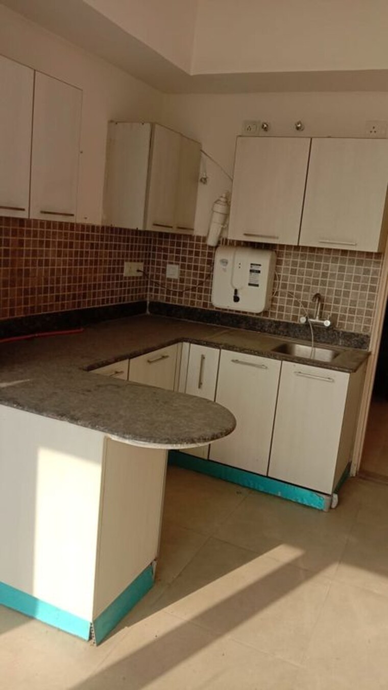 Kitchen, jaypee-greens-pavilion-court 3 Bedroom 1750 Sq.Ft. Apartment In Sector 128 Noida 9852631