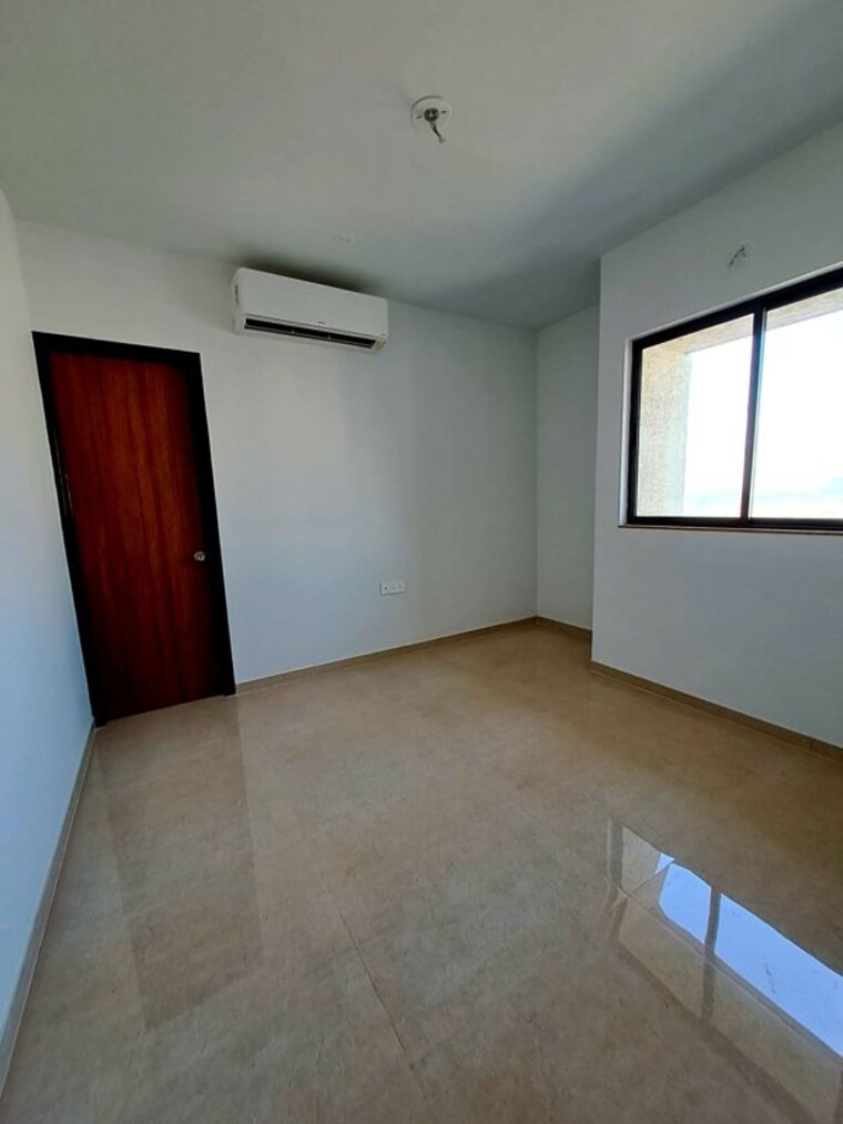 Room, lodha-downtown 1 Bedroom 450 Sq.Ft. Apartment In Dombivli East Thane 9852650