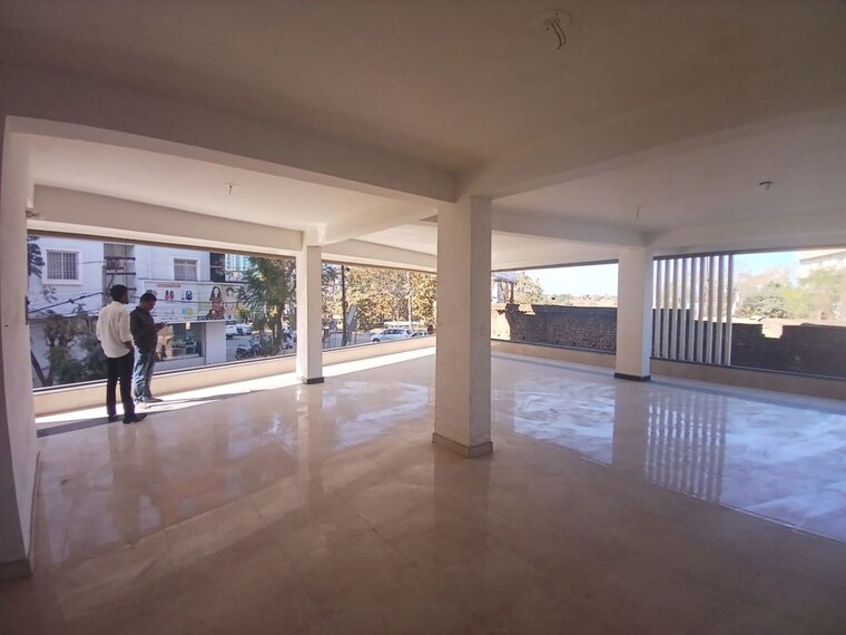  Parking, pundag Commercial Office Space 1850 Sq.Ft. In Pundag Ranchi 9852663