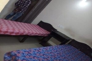 Bedroom in 2 BHK Builder Floor at Btm Layout 1 – for Rent