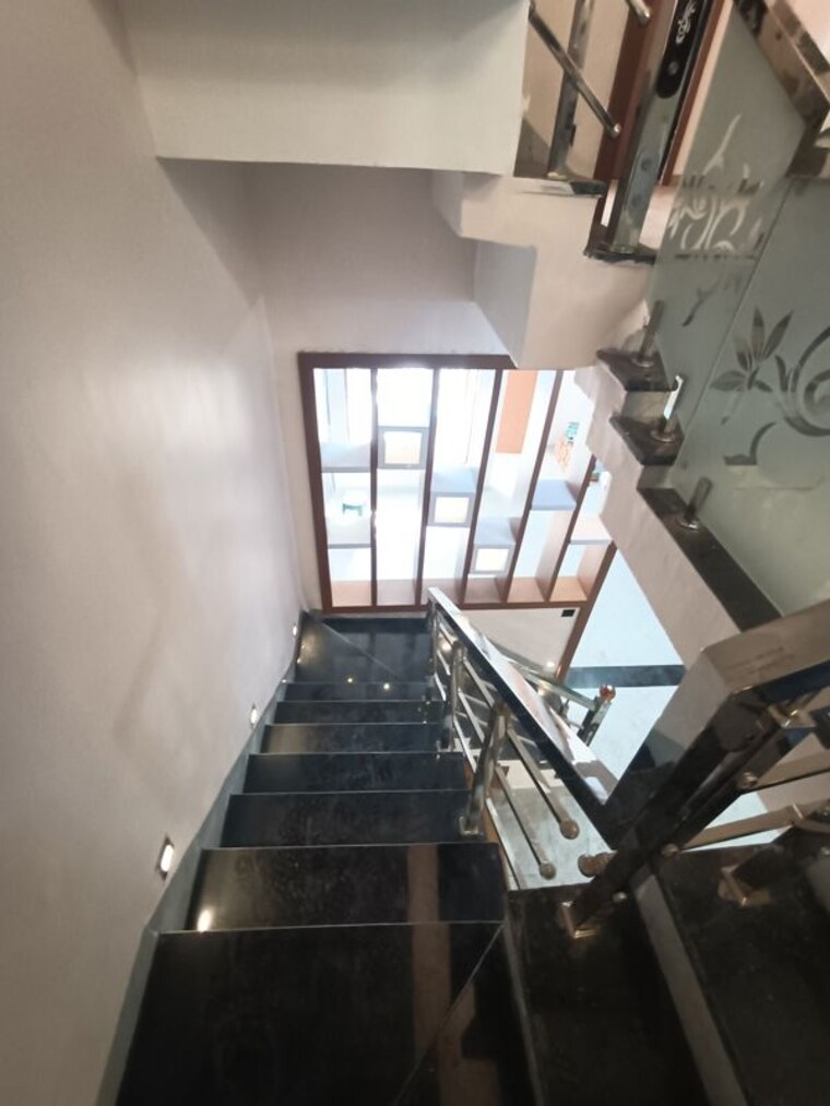 undefined, scape-it-park 3 Bedroom 1500 Sq.Ft. Independent House In Vijay Nagar Indore 9852713