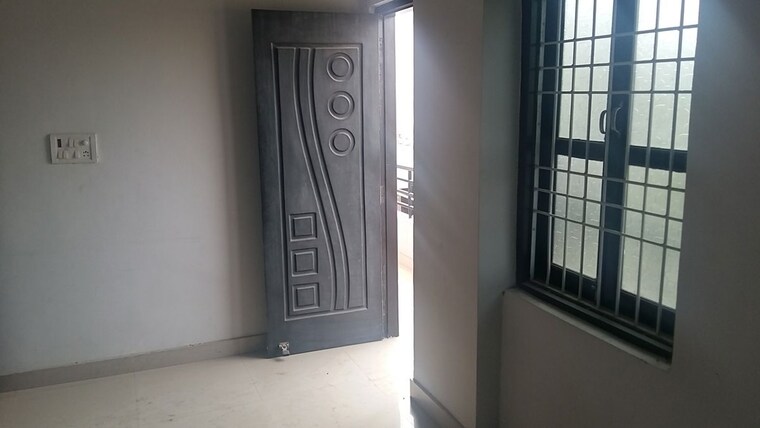 Room, sundarpur 3 Bedroom 1400 Sq.Ft. Apartment In Sundarpur Varanasi 9852666