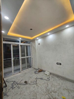 Room in 2 BHK Builder Floor at Govindpuri – for Sale