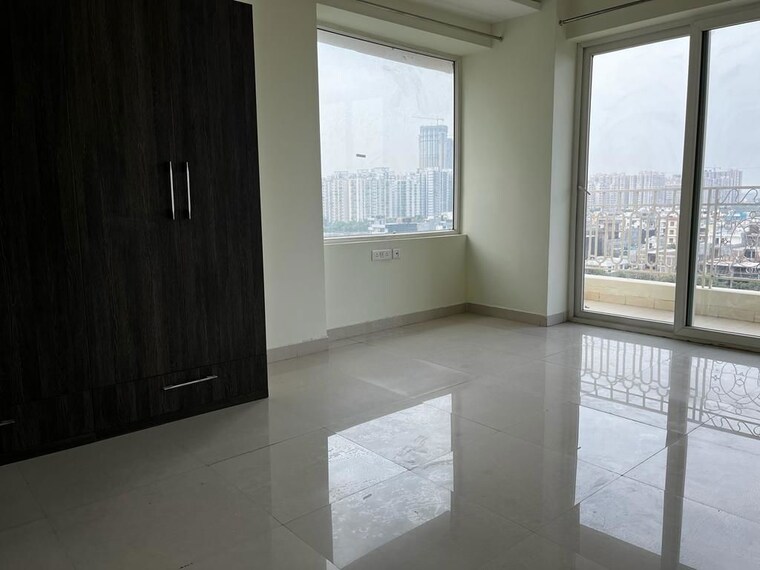 Room, mahagun-mirabella-highrise 3 Bedroom 1730 Sq.Ft. Apartment In Sector 79 Noida 9852652
