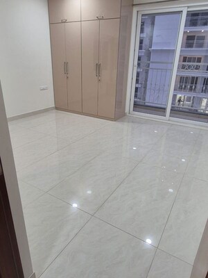 Room in 3 BHK Apartment at Prestige Beverly Hills, Kokapet – for Rent