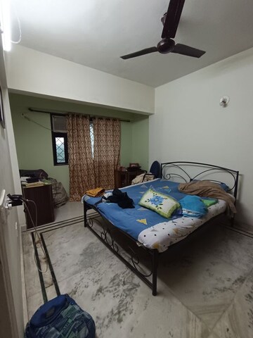 Bedroom in 2 BHK Apartment at RNA Heights, Andheri East – for Sale