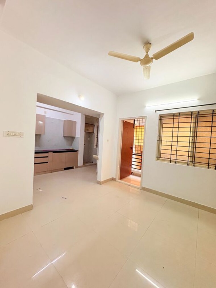 Room, indiranagar 2 Bedroom 1241 Sq.Ft. Apartment In Indiranagar Bangalore 9852812