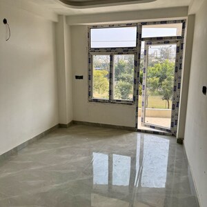 3 BHK Builder Floor For Sale in Sector 81