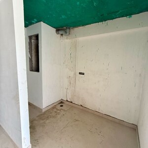 Room in 3 BHK Builder Floor at Sector 81 – for Sale