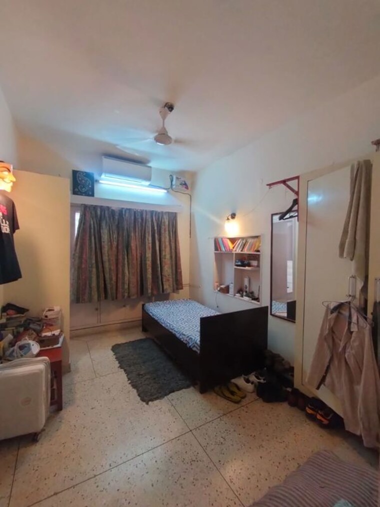 Living Room, defence colony 1 RK 350 Sq.Ft. Apartment In Defence Colony Delhi 9852839