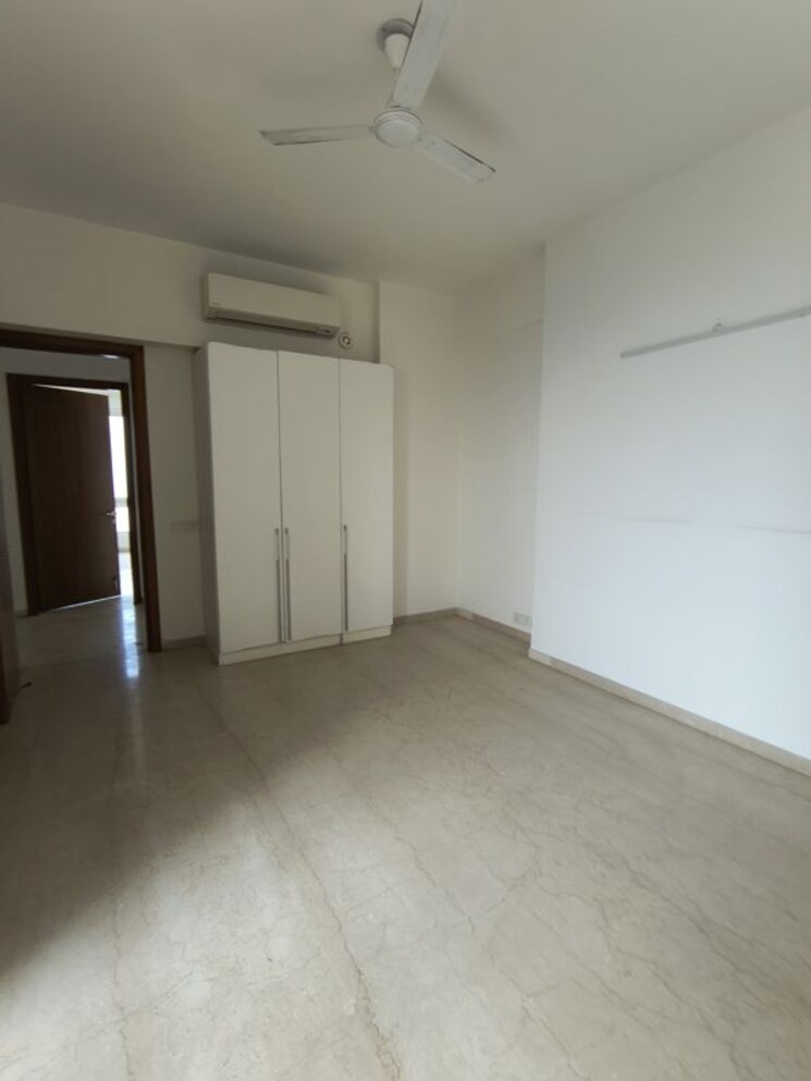 Room, pioneer-park-presidia 3.5 Bedroom 2640 Sq.Ft. Apartment In Sector 62 Gurgaon 9852850