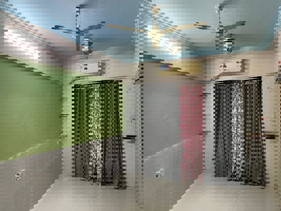 1 Rk  325 Sq.Ft. Apartment in Piccadilly 1 CHS