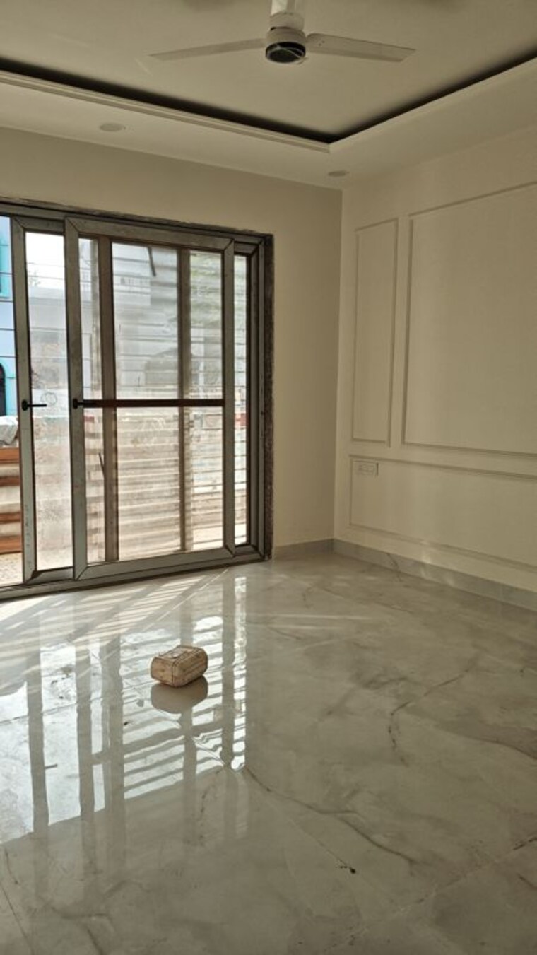 Room, lakshay-homes-villas 3 Bedroom 250 Sq.Yd. Builder Floor In Sector 19 Faridabad 9852856