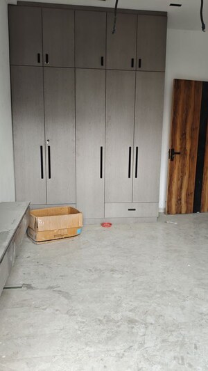 Bedroom in 3 BHK Builder Floor at Sector 28 – for Rent