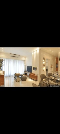 2 BHK + Pooja Room Apartment For Sale in Rustomjee La Vie