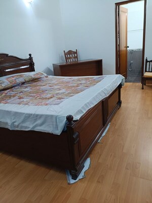 Bedroom in 4 BHK Independent House at Maharani Bagh – for Sale