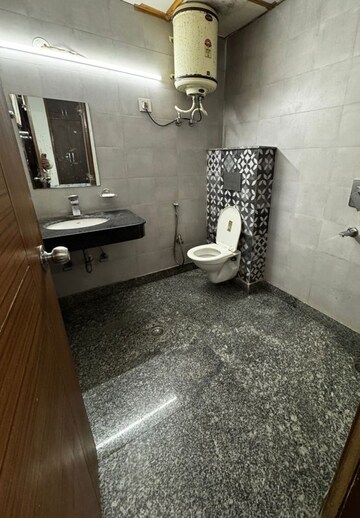 Parking in 1 BHK Builder Floor at Sector 46 – for Rent