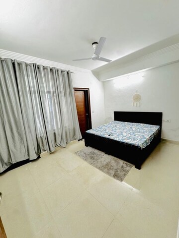 1 BHK Builder Floor For Rent in Sector 46