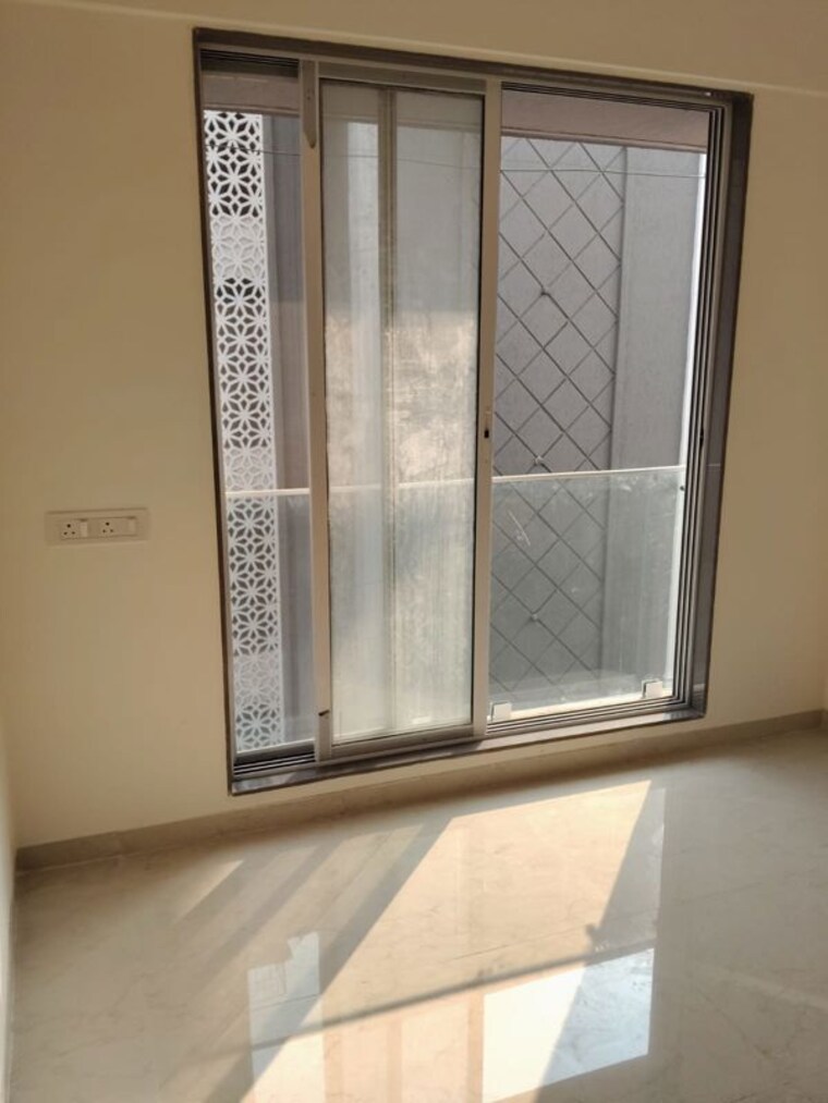 Room, ic colony 3 Bedroom 1025 Sq.Ft. Apartment In Ic Colony Mumbai 9852864