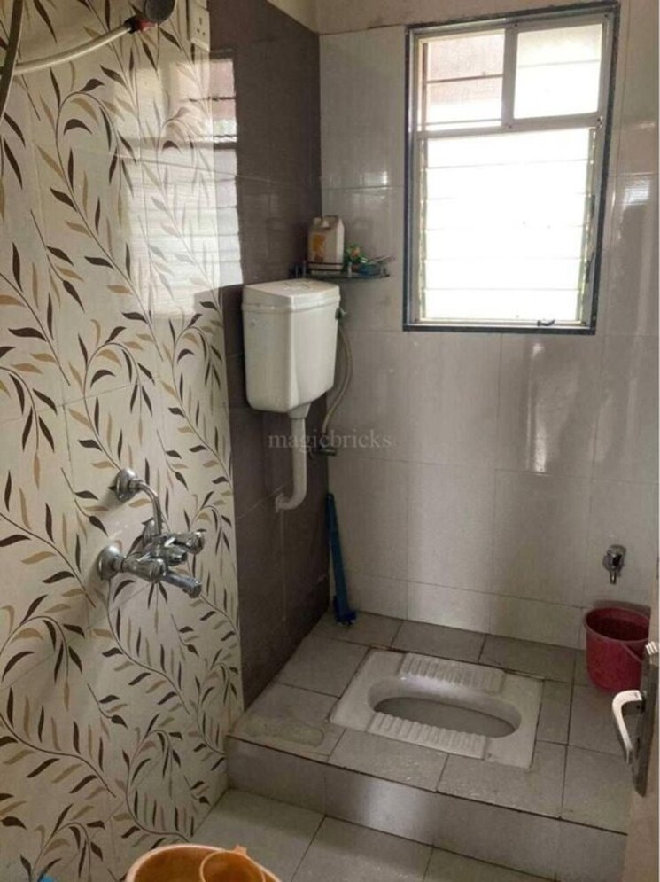 Bathroom, tingre nagar 2 Bedroom 850 Sq.Ft. Apartment In Tingre Nagar Pune 9852877