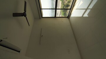 Room in 1 BHK Apartment at Lodha Palava Downtown Dombivli East, Dombivli East – for Rent