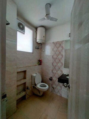Bathroom in 1 BHK Apartment at Defence Colony – for Rent