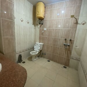 Bathroom in 2 BHK Apartment at Sector 46 – for Rent