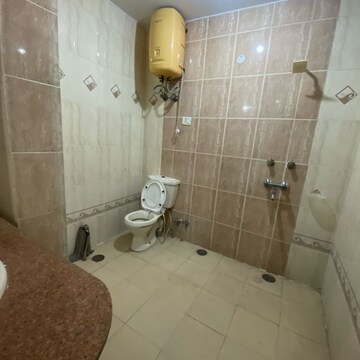 Bathroom in 2 BHK Apartment at Sector 46 – for Rent