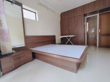 Bedroom in 2 BHK Apartment at Flower Valley Apartment, Wanowrie – for Rent
