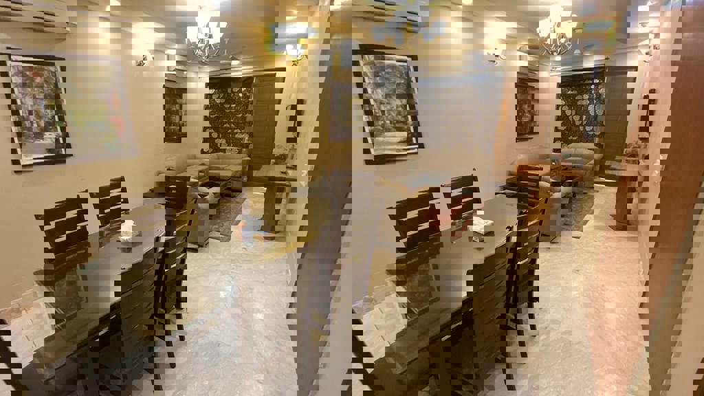 4 BHK + Servant Room Builder Floor For Rent in South Extension I