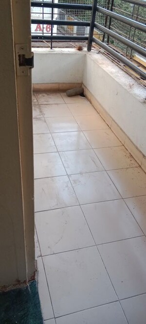 Bathroom in 2 BHK Apartment at Kumar Padmalaya, Aundh – for Sale