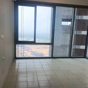 Room in 3 BHK Apartment at Piramal Mahalaxmi Central Tower, Arthur rd – for Sale