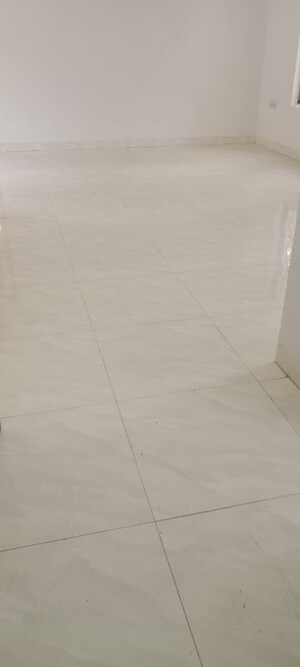 Room in 2 BHK Apartment at Omkar Pearl Apartment, Veerabhadra Nagar – for Rent