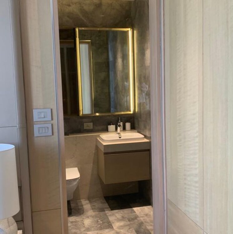 Bathroom, rustomjee-crown 4 Bedroom 2190 Sq.Ft. Apartment In Gokhale Road Mumbai 9852954