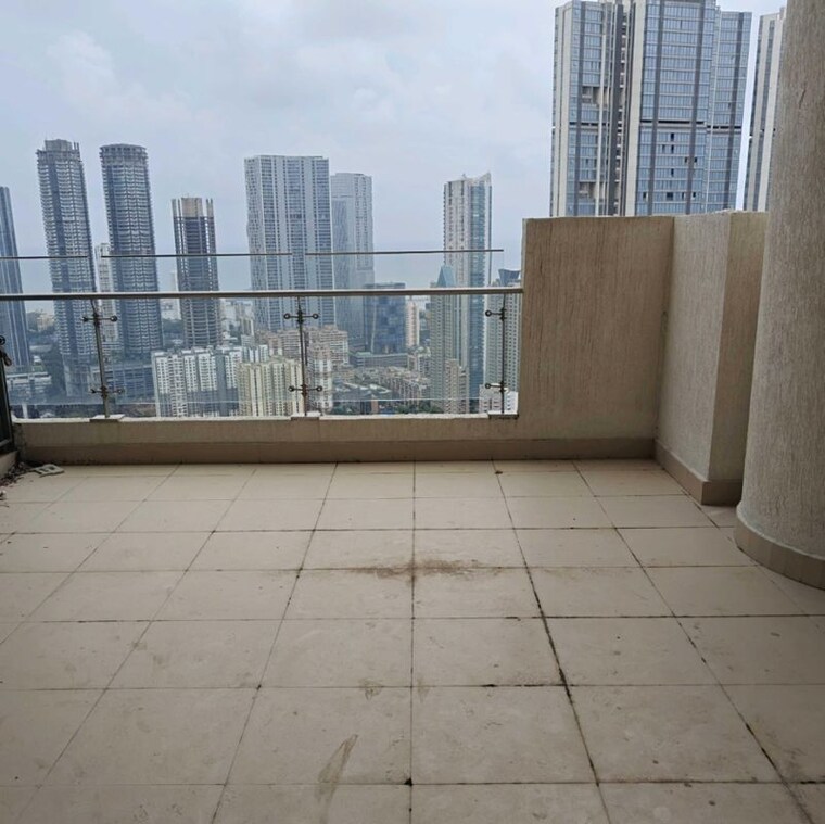 Balcony, indiabulls-sky-forest 4 Bedroom 3374 Sq.Ft. Apartment In Dighe Nagar Mumbai 9852957
