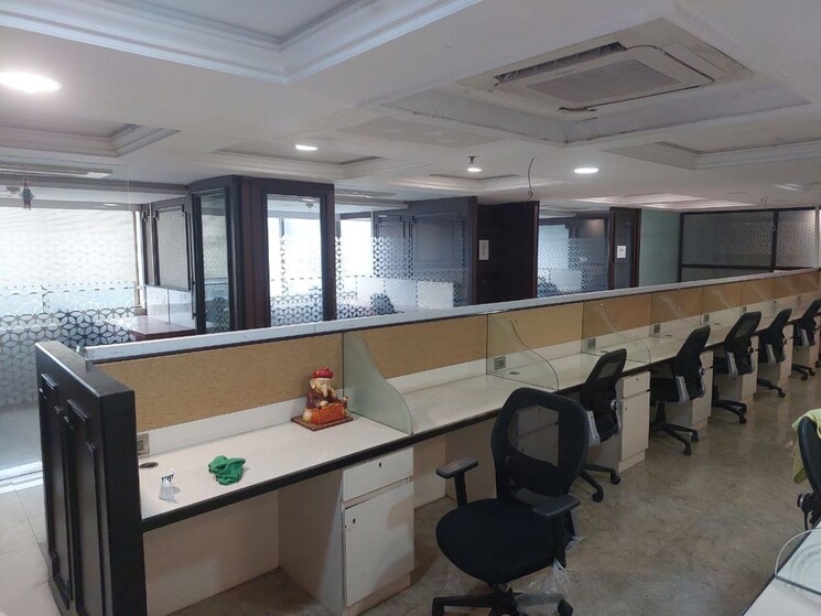 Team Area, prabhadevi Commercial Office Space 2200 Sq.Ft. In Prabhadevi Mumbai 9852975