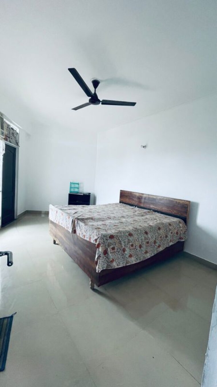 Bedroom, gomti nagar 3 Bedroom 1680 Sq.Ft. Apartment In Gomti Nagar Lucknow 9852978