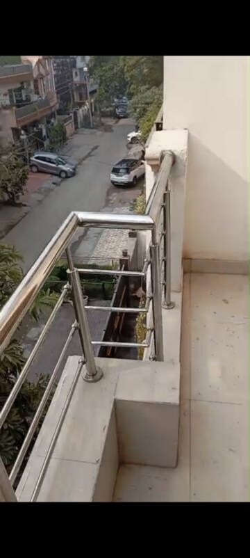 Balcony in 3 BHK Independent House at RWA Apartments Sector 50, Sector 50 – for Rent