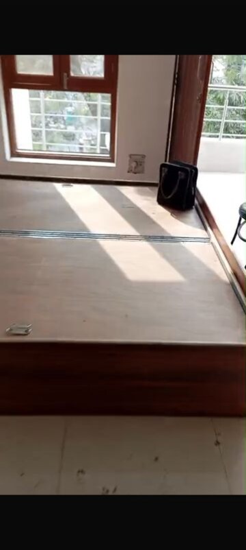 Furnished Amenities in 3 BHK Independent House at RWA Apartments Sector 50, Sector 50 – for Rent