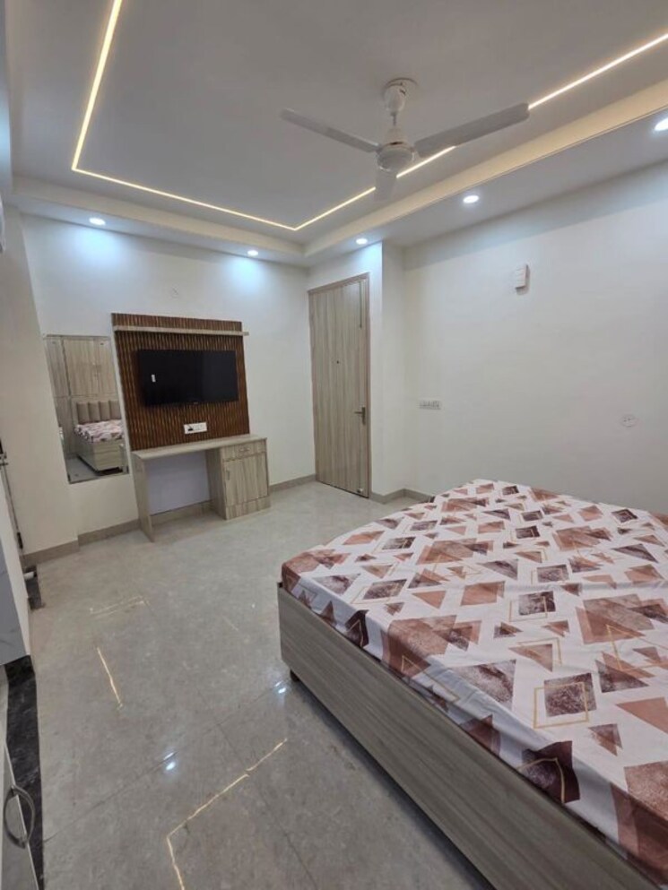 Bedroom, sector 51 Studio 650 Sq.Ft. Builder Floor In Sector 51 Gurgaon 9853032