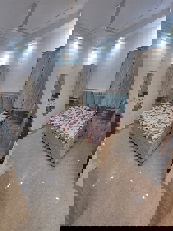 StudioBuilder Floor For Rent in Sector 45