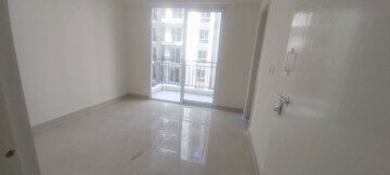 Room in 2 BHK Apartment at Signature Global The Millennia, Sector 37d – for Rent