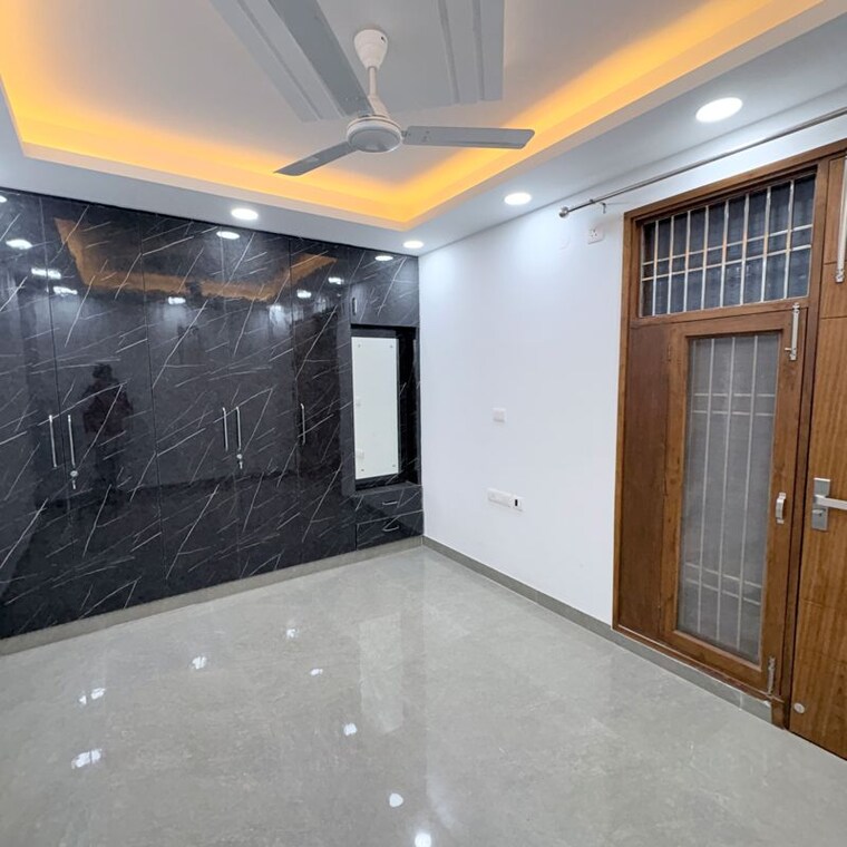 Kitchen, khirki extension 3 Bedroom 125 Sq.Yd. Builder Floor In Khirki Extension Delhi 9853066