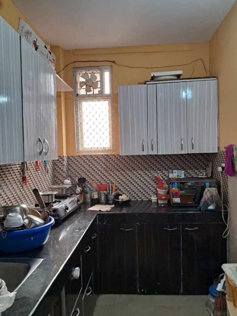 Kitchen, milap nagar 3 Bedroom 1200 Sq.Ft. Apartment In Milap Nagar Delhi 9853049