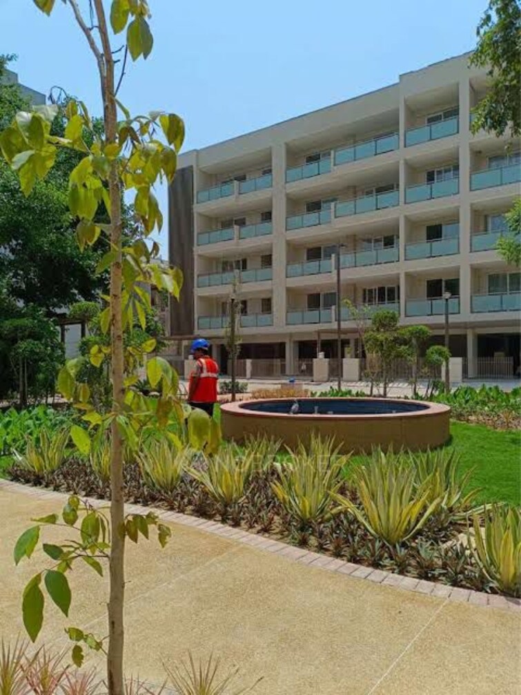 Cover Image, dlf phase iv 4 Bedroom 2430 Sq.Ft. Builder Floor In Dlf Phase iv Gurgaon 9853092