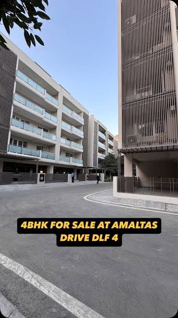 4 BHK Builder Floor – Exterior View View at Dlf Phase iv - for Sale